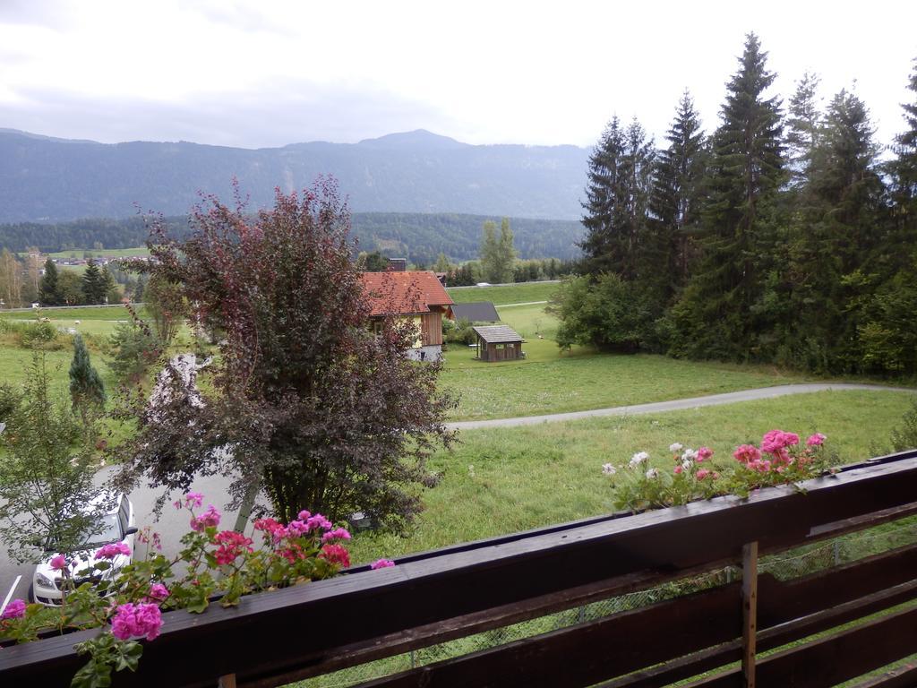Ferienhaus Bella Vista Presseggersee Luaran gambar
